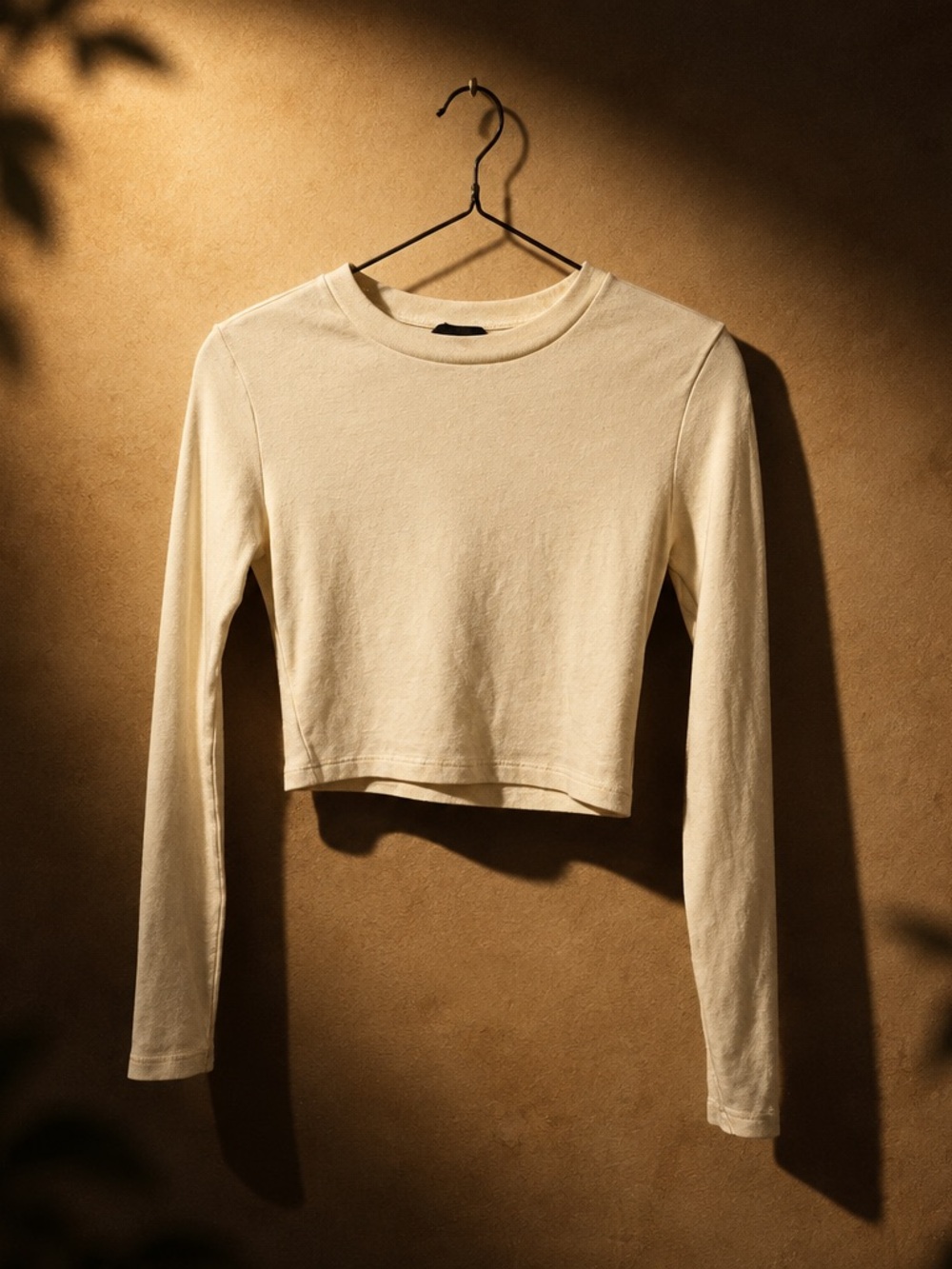 Zara Cream Long-Sleeve Cropped Tee